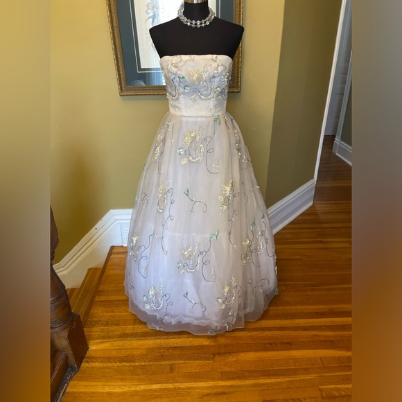 50s evening gown - Picture 1 of 10